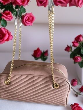 Quilted Chain-Handle Shoulder Bag in Blush Pink